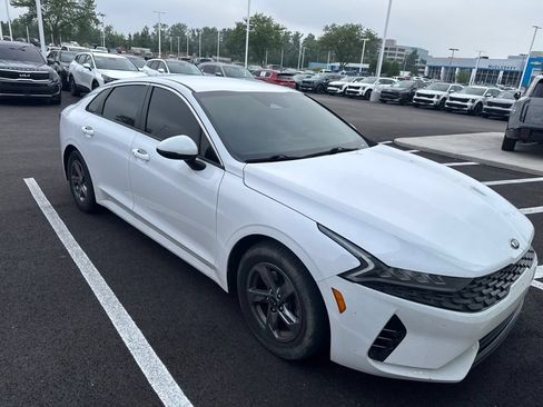 Used 2021 Kia K5 LXS FWD image 2