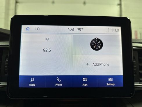 Used 2024 Ford Explorer XLT w/ Equipment Group 202A image 27