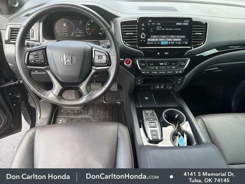 Used 2025 Honda Ridgeline Black Edition image 21