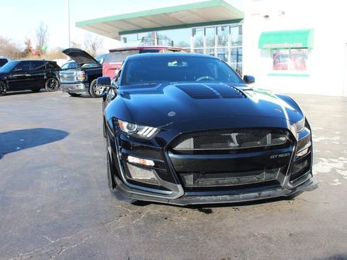 Used 2020 Ford Mustang Shelby GT500 w/ Technology Package image 2