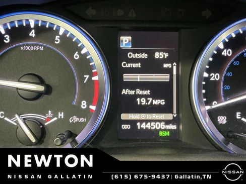 Used 2017 Toyota Highlander Limited FWD image 33