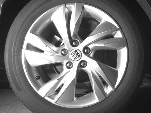 Used 2025 Buick Encore GX Preferred AWD/4WD image 15