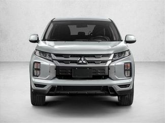 Used 2024 Mitsubishi Outlander SE video 2