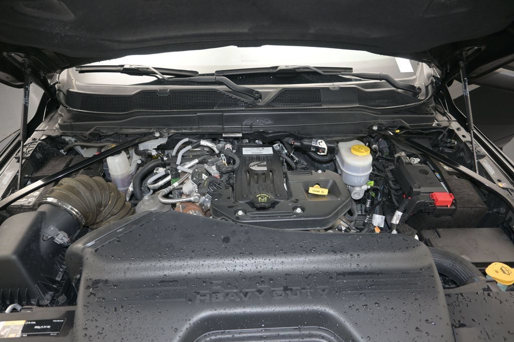 Used 2025 RAM 2500 Big Horn AWD/4WD image 16