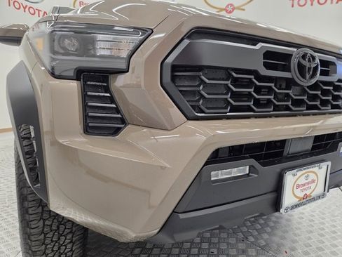 New 2026 Toyota Tacoma TRD Off-Road image 9