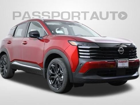 New 2026 Nissan Kicks SR w/ SR Premium Package image 3