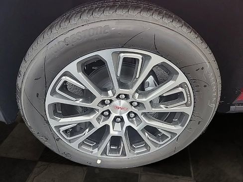 New 2026 GMC Yukon XL Denali w/ Sun & Power Step Package image 6