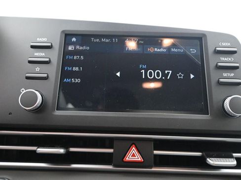 New 2025 Hyundai Elantra Sport image 11