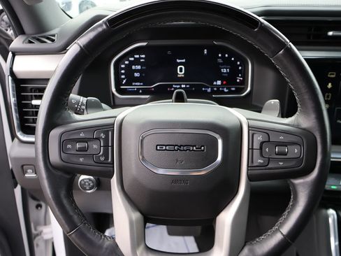 Used 2024 GMC Sierra 1500 Denali AWD/4WD image 32