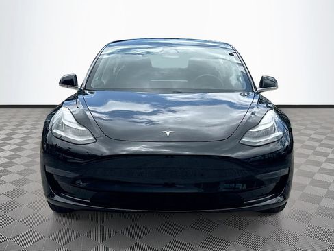 Used 2019 Tesla Model 3 Standard Range RWD image 2