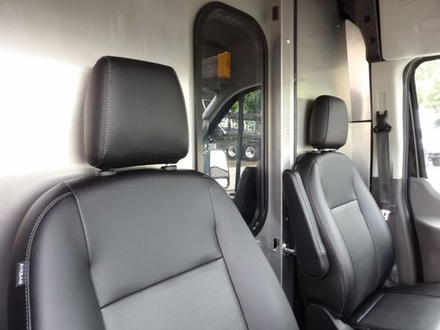 Used 2023 Ford Transit 250 148 High Roof Extended RWD image 35