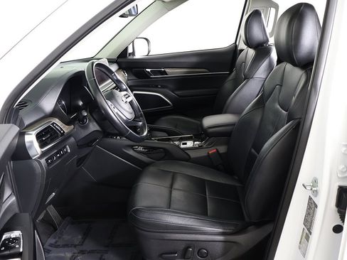 Used 2021 Kia Telluride EX image 32