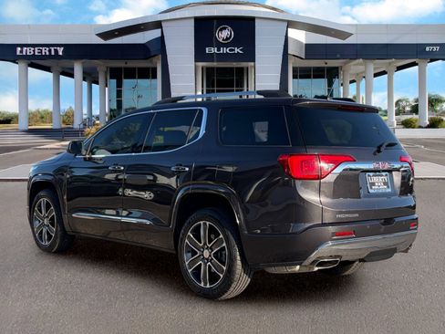 Used 2019 GMC Acadia Denali w/ Technology Package FWD image 8