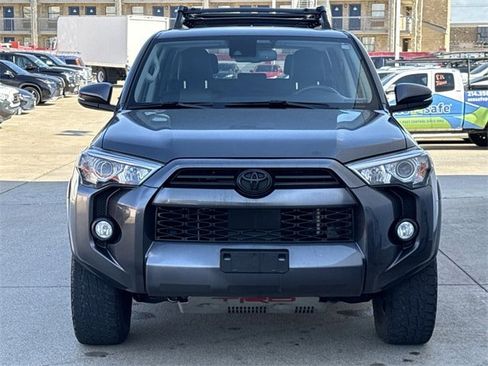 Used 2020 Toyota 4Runner SR5 Premium image 6