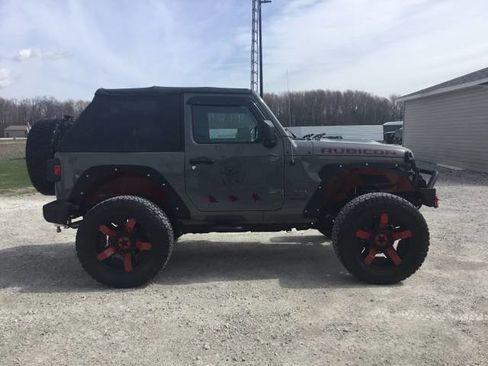 Used 2021 Jeep Wrangler Rubicon AWD/4WD image 2