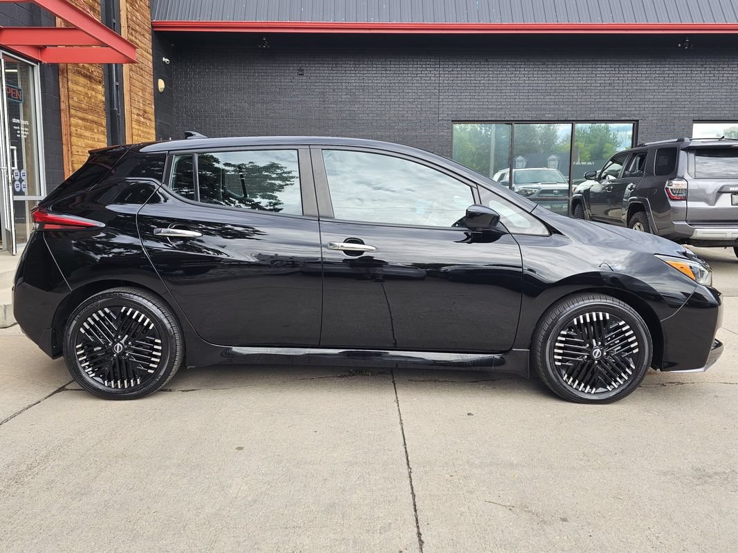 Used 2025 Nissan Leaf SV Plus FWD image 8