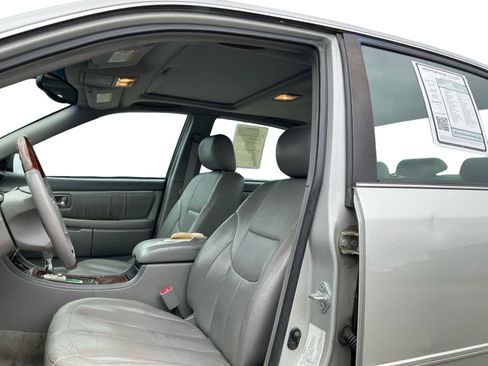 Used 2003 Toyota Avalon XLS FWD image 9