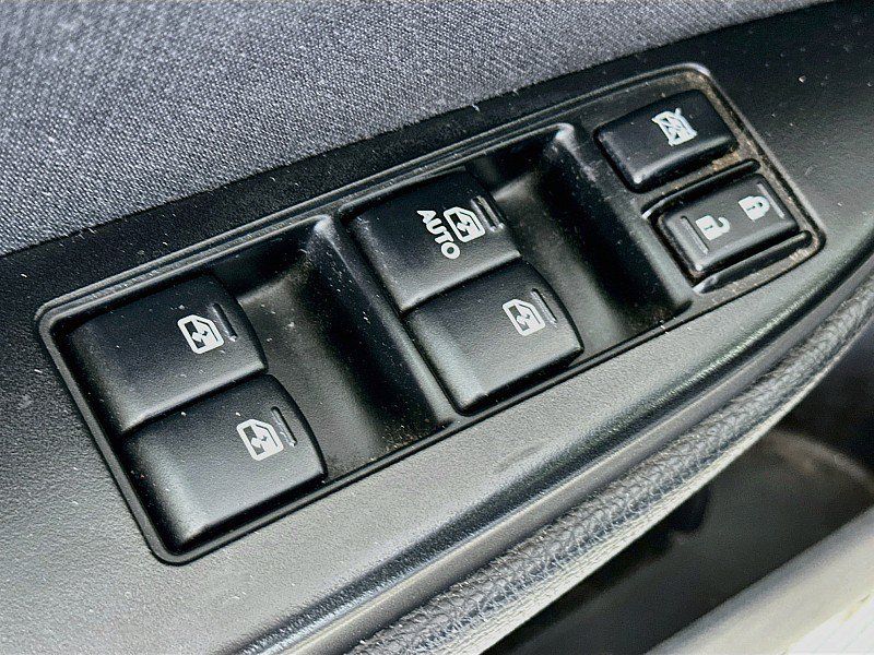 Used 2013 Subaru Outback 2.5i Premium AWD/4WD image 19