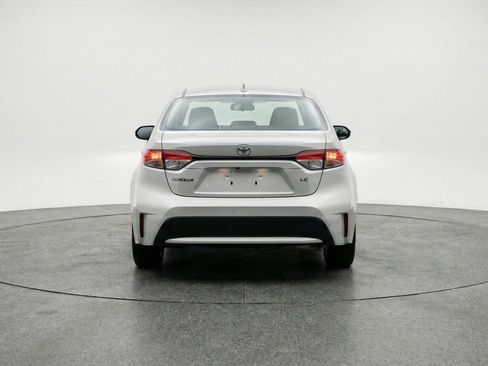 Used 2025 Toyota Corolla LE image 7