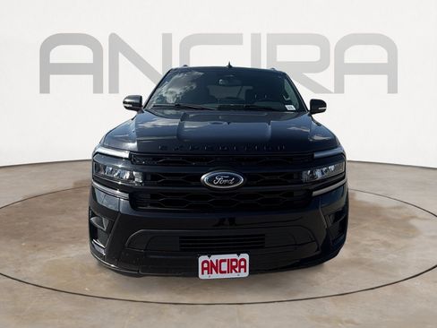 Used 2024 Ford Expedition Limited RWD image 5