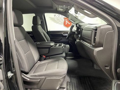 Used 2023 Chevrolet Silverado 1500 LT AWD/4WD image 22