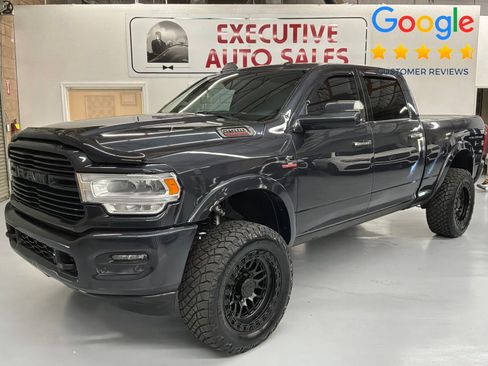 Used 2019 RAM 2500 Laramie AWD/4WD image 1