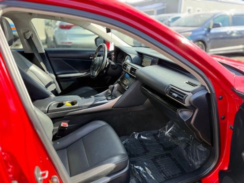 Used 2017 Lexus IS 300 AWD w/ Navigation System Package image 10