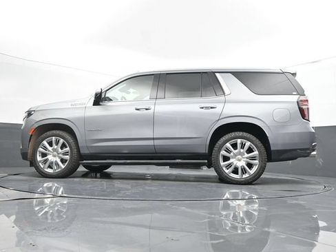 Used 2023 Chevrolet Tahoe High Country w/ Premium Package 2 AWD/4WD image 29