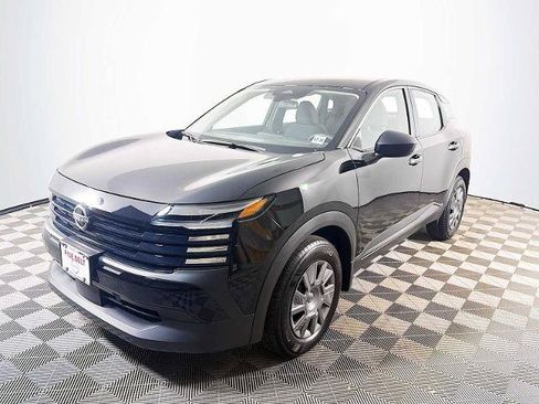Certified 2025 Nissan Kicks S w/ Charging Package AWD/4WD image 1