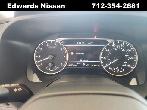 Used 2025 Nissan Rogue S image 27