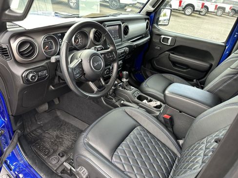 Used 2020 Jeep Wrangler Sport image 9