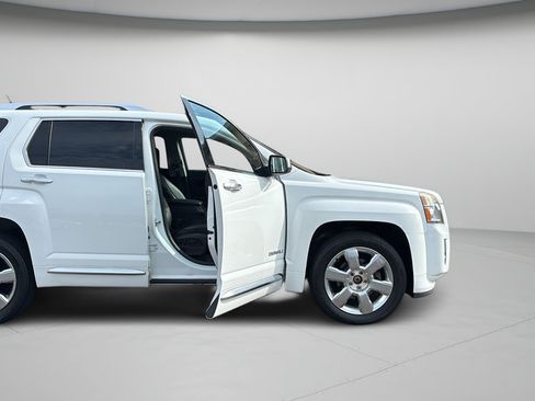 Used 2015 GMC Terrain Denali AWD/4WD image 22