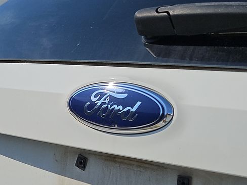 Used 2009 Ford Edge SE FWD image 9
