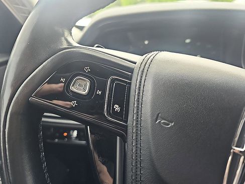 Used 2020 Lincoln Aviator Reserve w/ Elements Package Plus AWD/4WD image 21