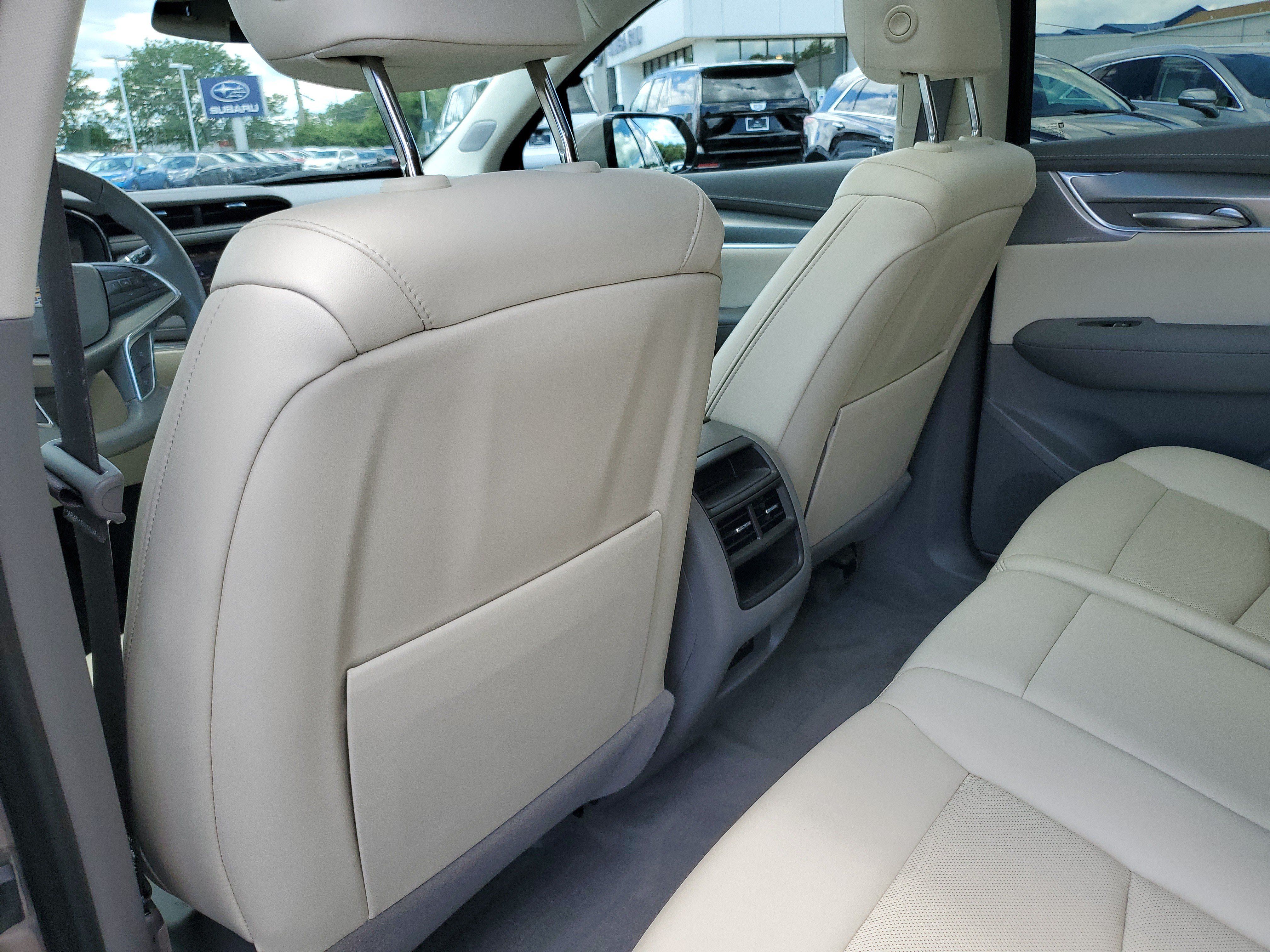 Certified 2023 Cadillac XT5 Premium Luxury AWD/4WD image 14
