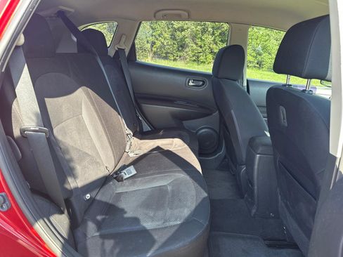 Used 2015 Nissan Rogue S w/ Convenience Package image 18