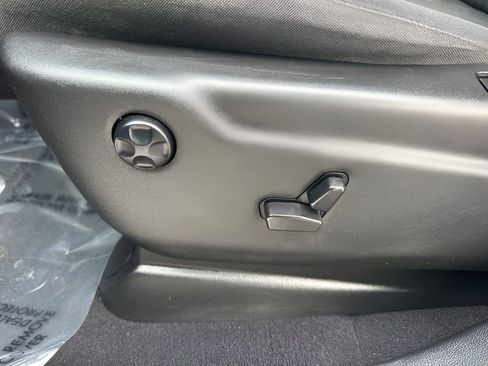 Used 2024 Dodge Durango SXT w/ SXT Blacktop Group image 10