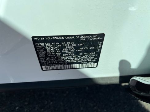Used 2026 Volkswagen Atlas SE FWD image 33