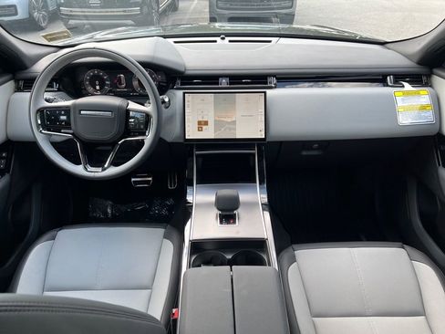 New 2026 Land Rover Range Rover Velar Dynamic SE image 29