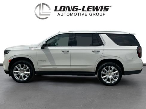 Used 2024 Chevrolet Tahoe High Country AWD/4WD image 2