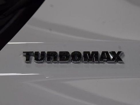 New 2026 Chevrolet Silverado 1500 LT w/ Leather Package AWD/4WD image 14