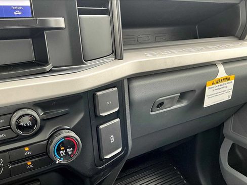 Used 2025 Ford F350 XL image 19