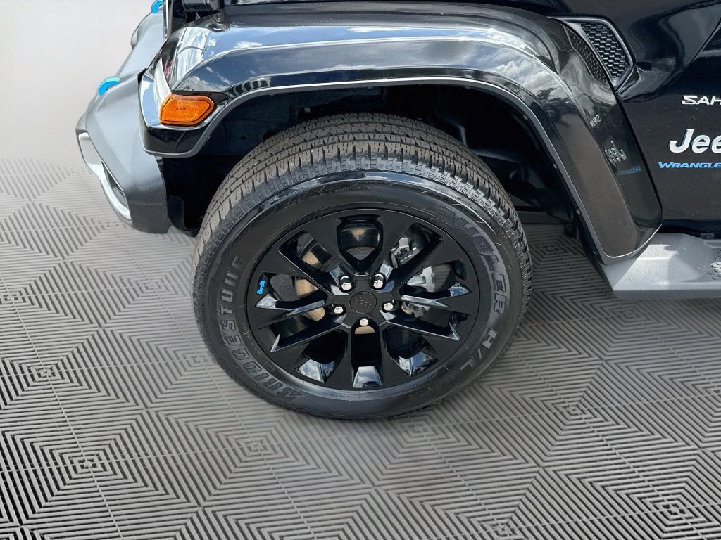 Certified 2023 Jeep Wrangler Unlimited Sahara w/ Cold Weather Group AWD/4WD image 35