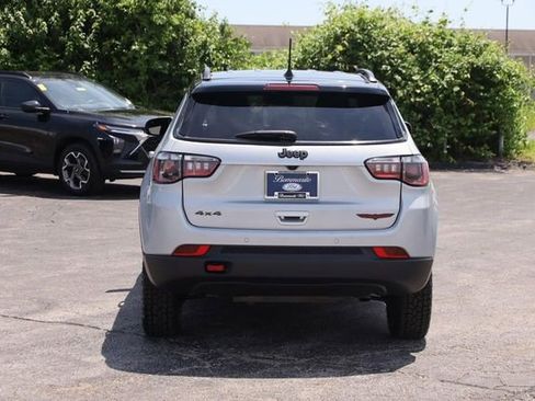 Used 2024 Jeep Compass Trailhawk AWD/4WD image 6