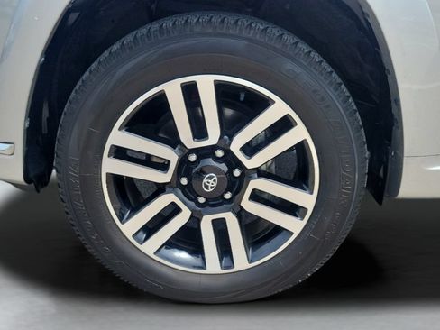 Used 2023 Toyota 4Runner Limited AWD/4WD image 27