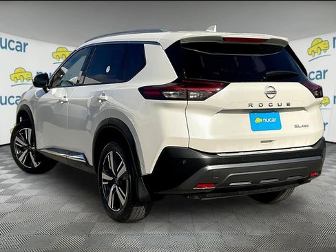 Certified 2023 Nissan Rogue SL w/ SL Premium Package image 4
