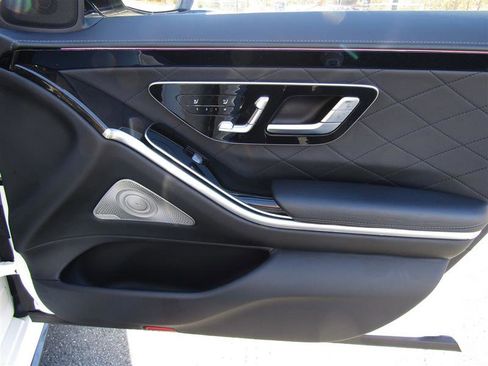 Used 2022 Mercedes-Benz S 580 4MATIC Sedan image 39