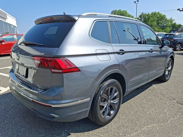 Used 2023 Volkswagen Tiguan SE FWD image 6