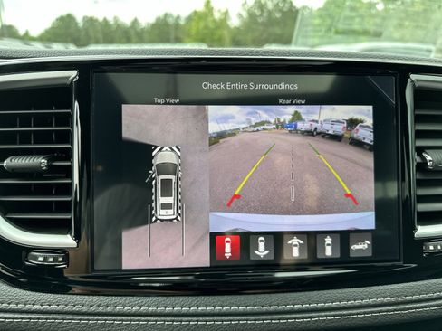 New 2024 Chrysler Pacifica Premium image 35