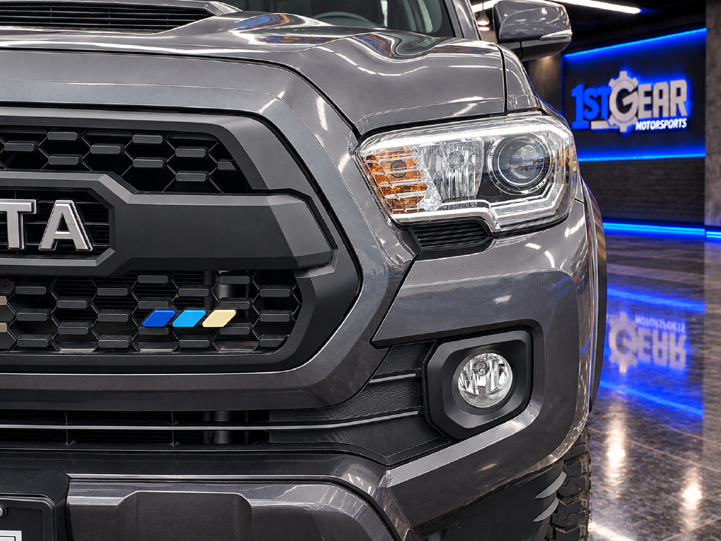 Used 2021 Toyota Tacoma TRD Sport AWD/4WD image 12